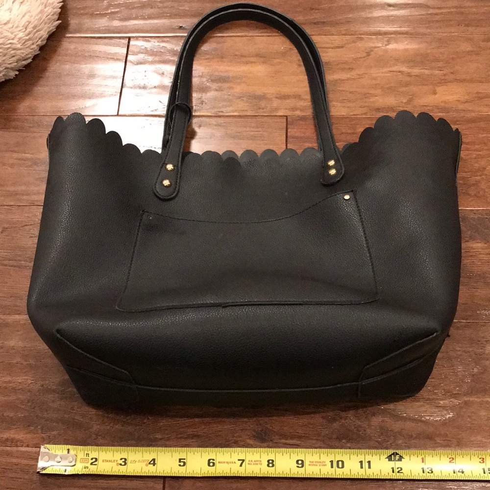 Moda Luxe black tote bag  key and removable bag